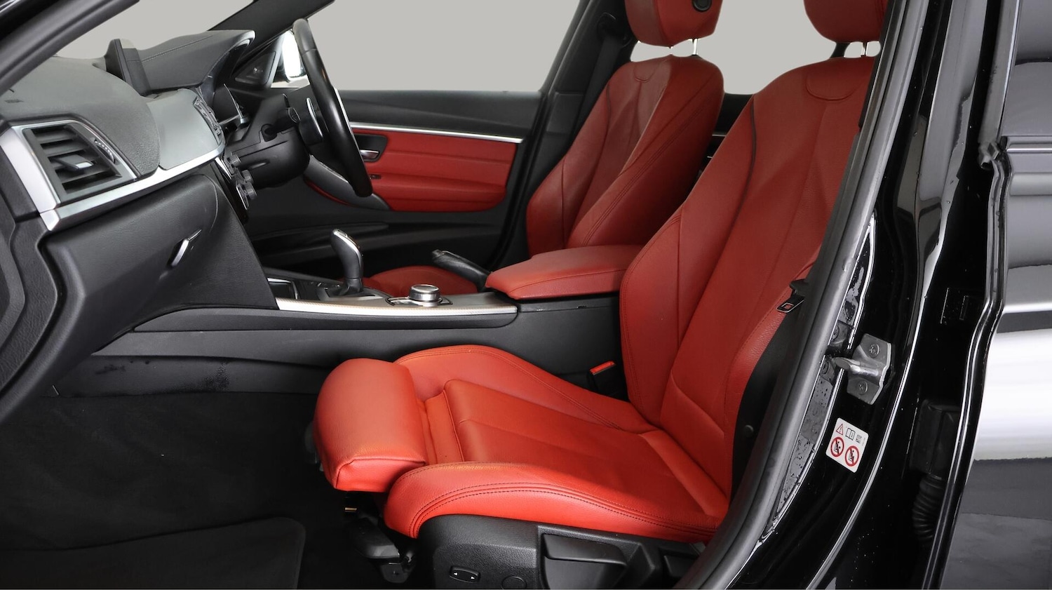 Used BMW 3 Series 2018 for sale - 76175552: Photo 20