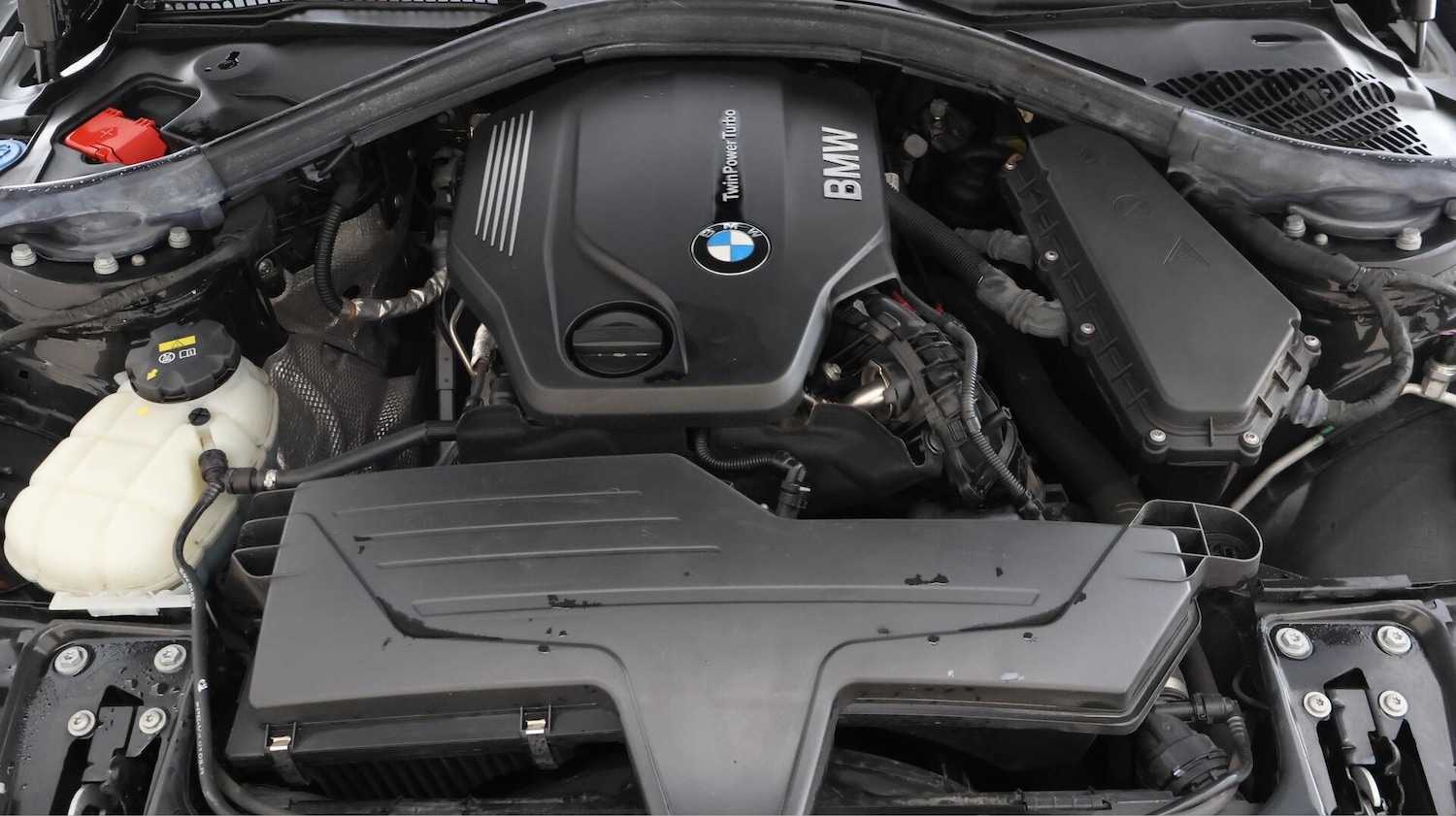 Used BMW 3 Series 2018 for sale - 76175552: Photo 30
