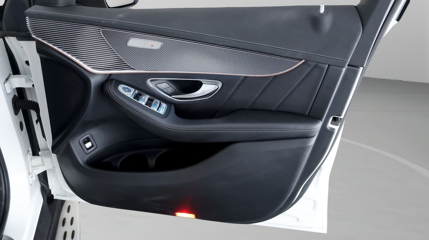 Used Mercedes-Benz EQC 2022 for sale - 77636601: Photo 15