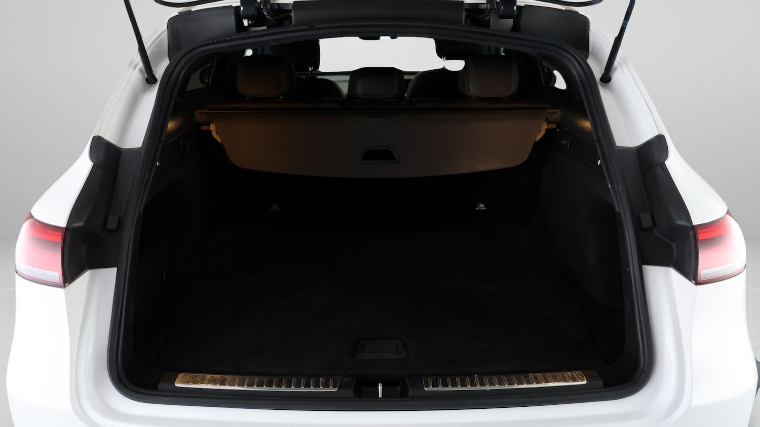 Used Mercedes-Benz EQC 2022 for sale - 77636601: Photo 17