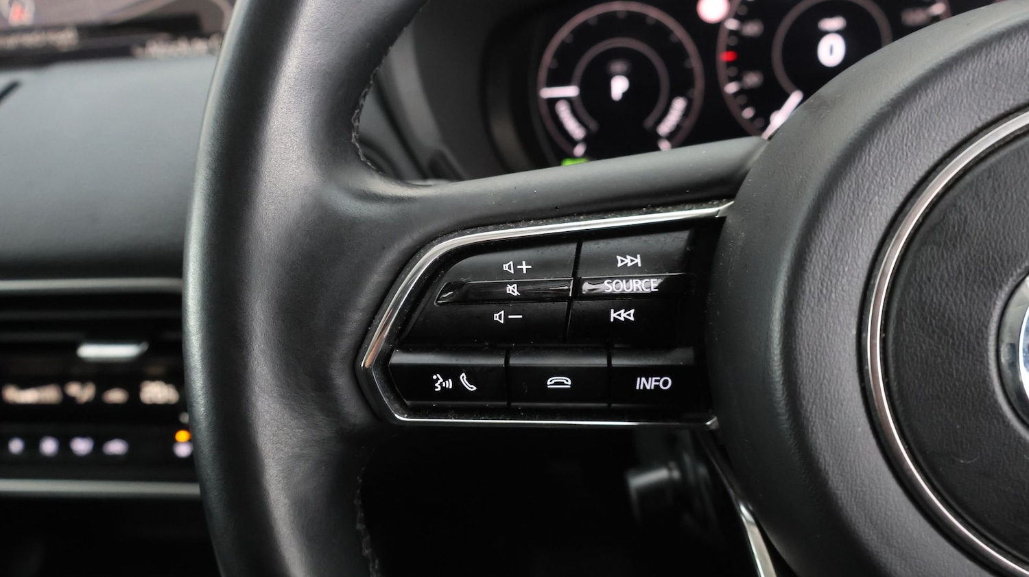 Used Mazda CX-60 2023 for sale - 77476601: Photo 21