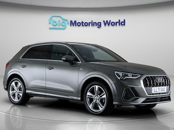 Audi - Q3