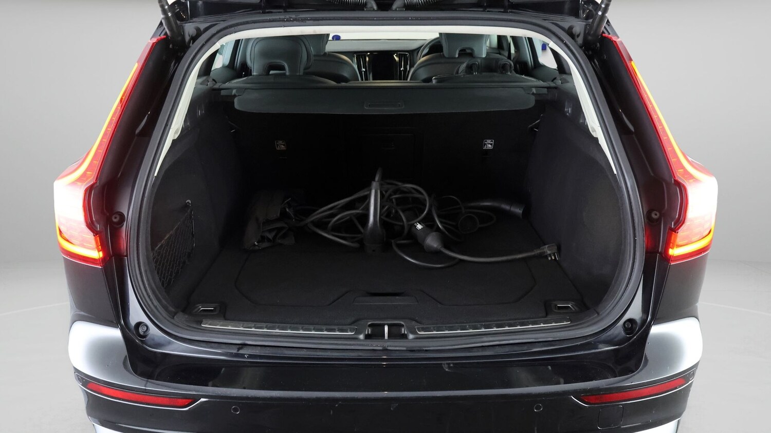 Used Volvo V60 for sale - 77889303: Photo 17