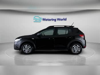 Used Dacia Sandero Stepway 2023 for sale - 79618107: Photo