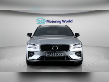 Used Volvo V60 2020 for sale - 78657734: Photo