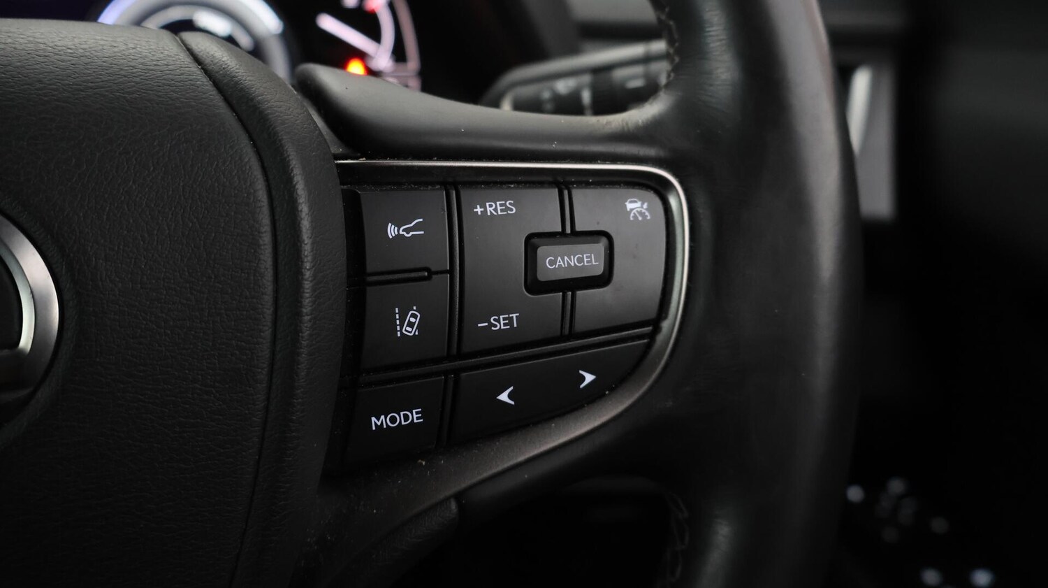 Used Lexus UX 2021 for sale - 76457533: Photo 25