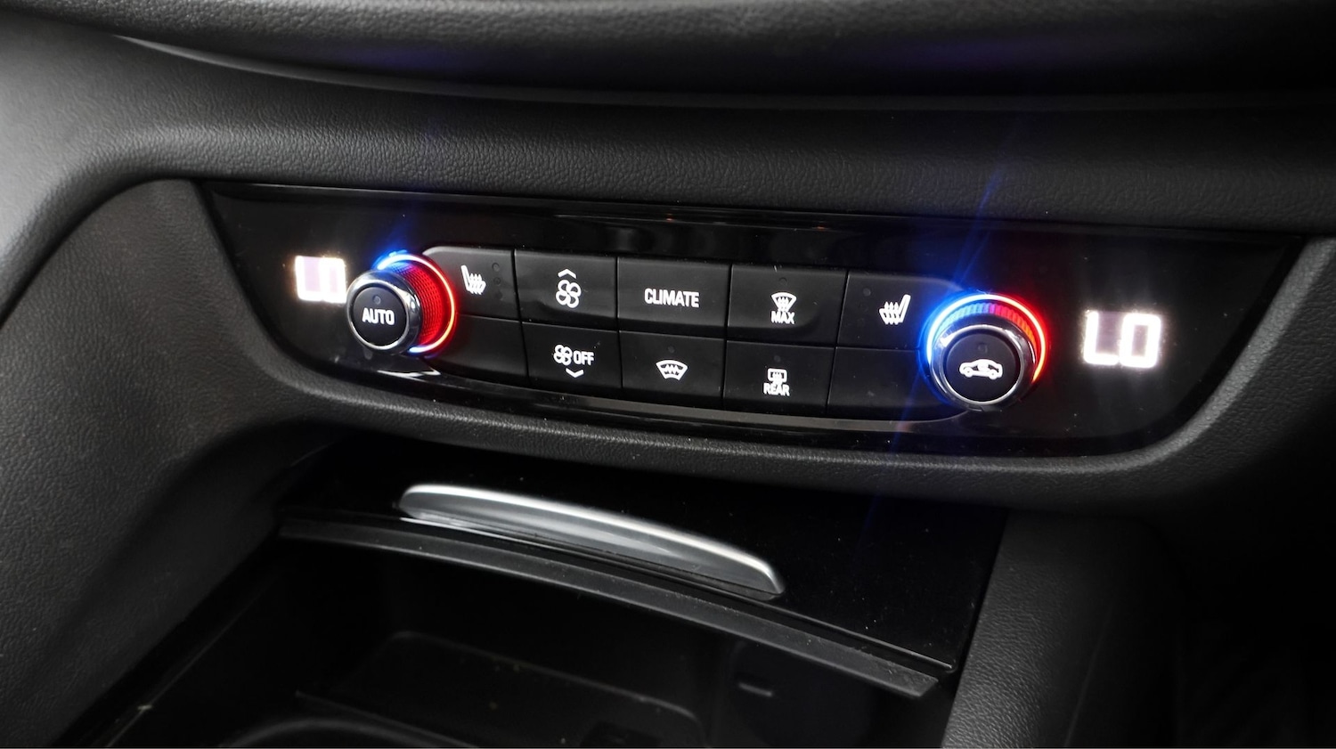 Used Vauxhall Insignia 2022 for sale - 78169474: Photo 11