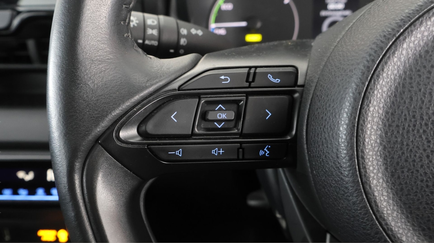 Used Mazda Mazda2 HYBRID 2022 for sale - 77632580: Photo 21