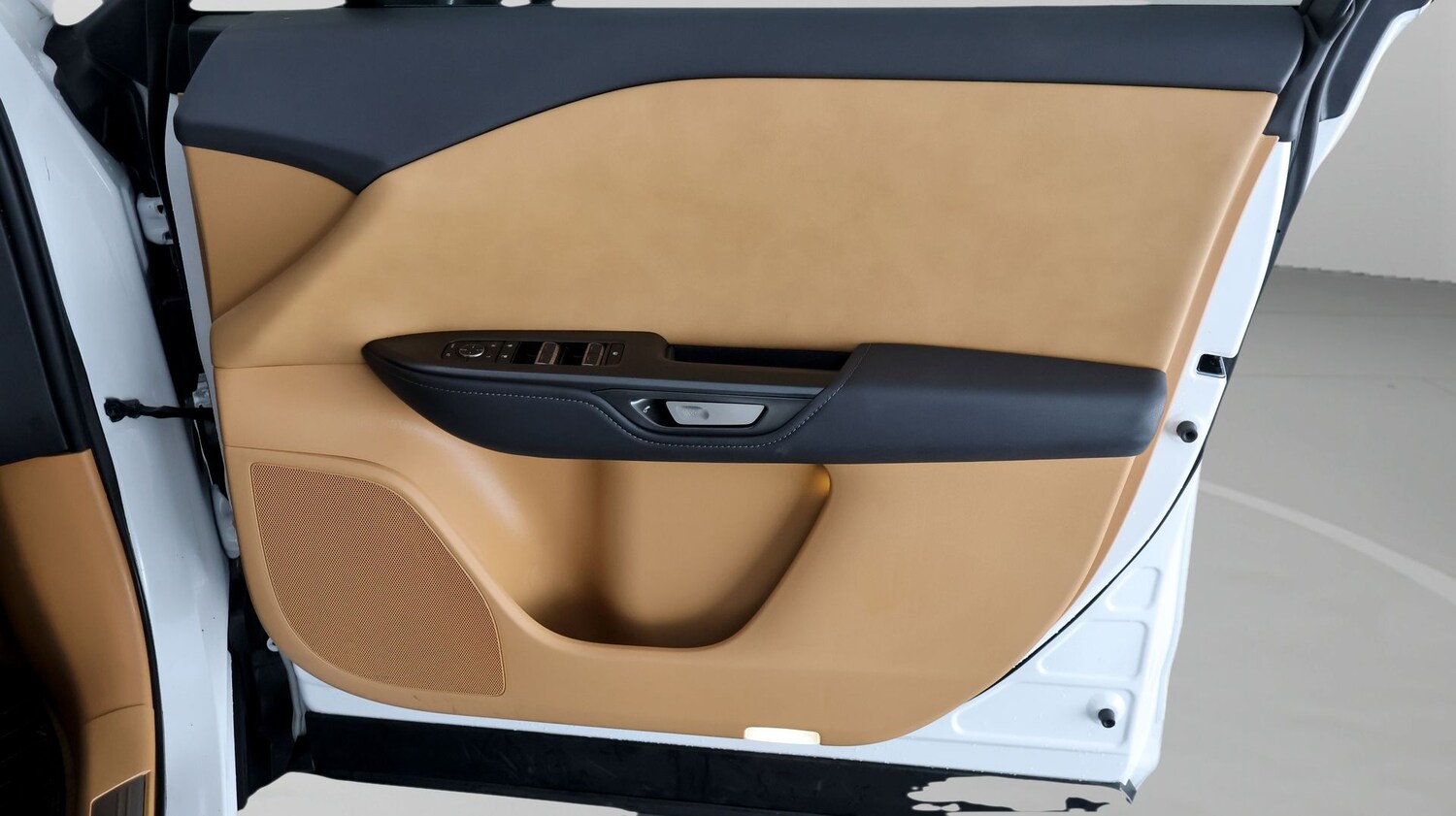 Used Lexus RZ 2024 for sale - 77525237: Photo 15