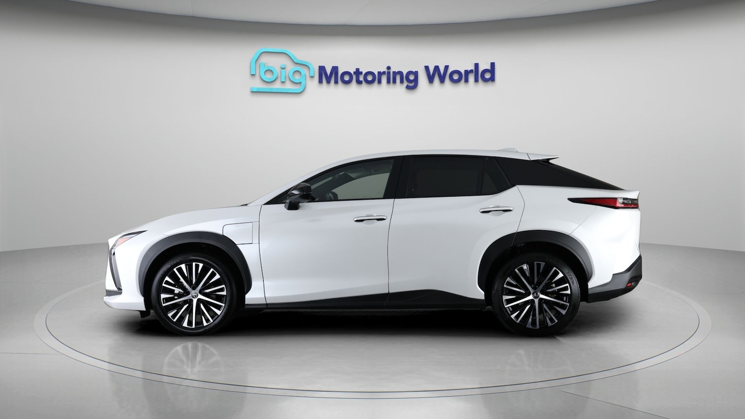 Used Lexus RZ 2024 for sale - 77525237: Photo 4