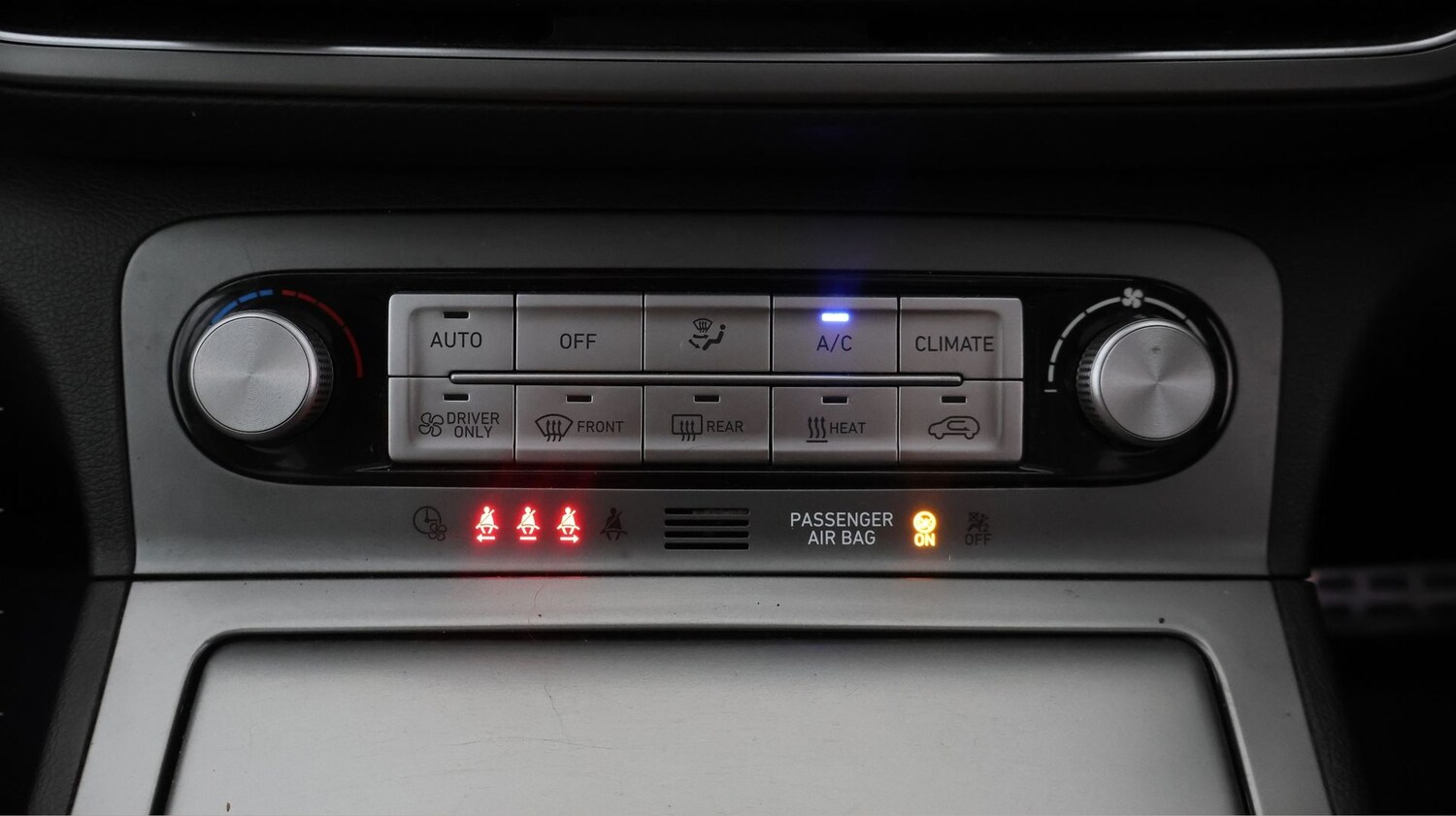 Used Hyundai KONA 2023 for sale - 77938647: Photo 11