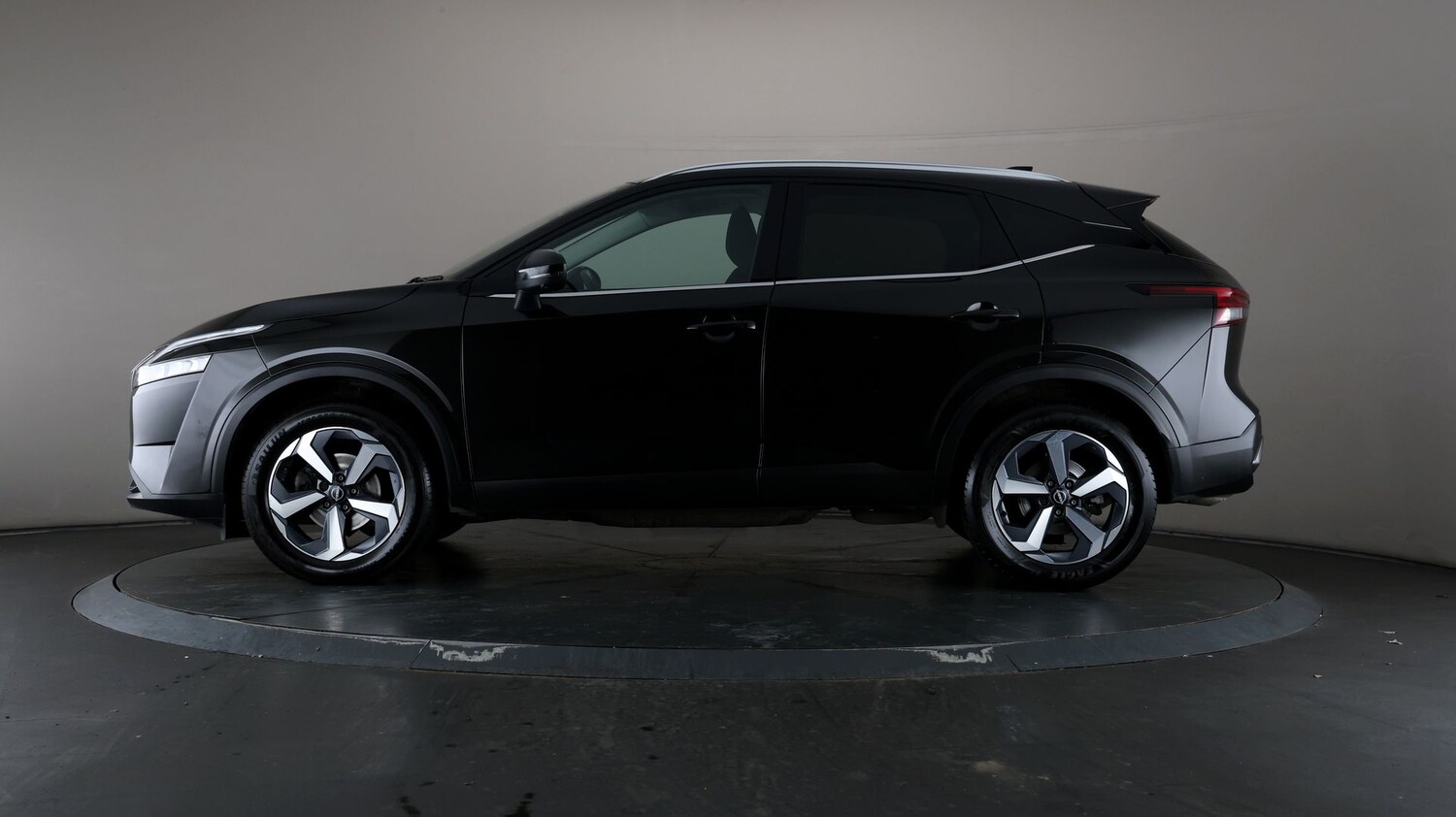 Used Nissan Qashqai for sale - 76809576: Photo 28