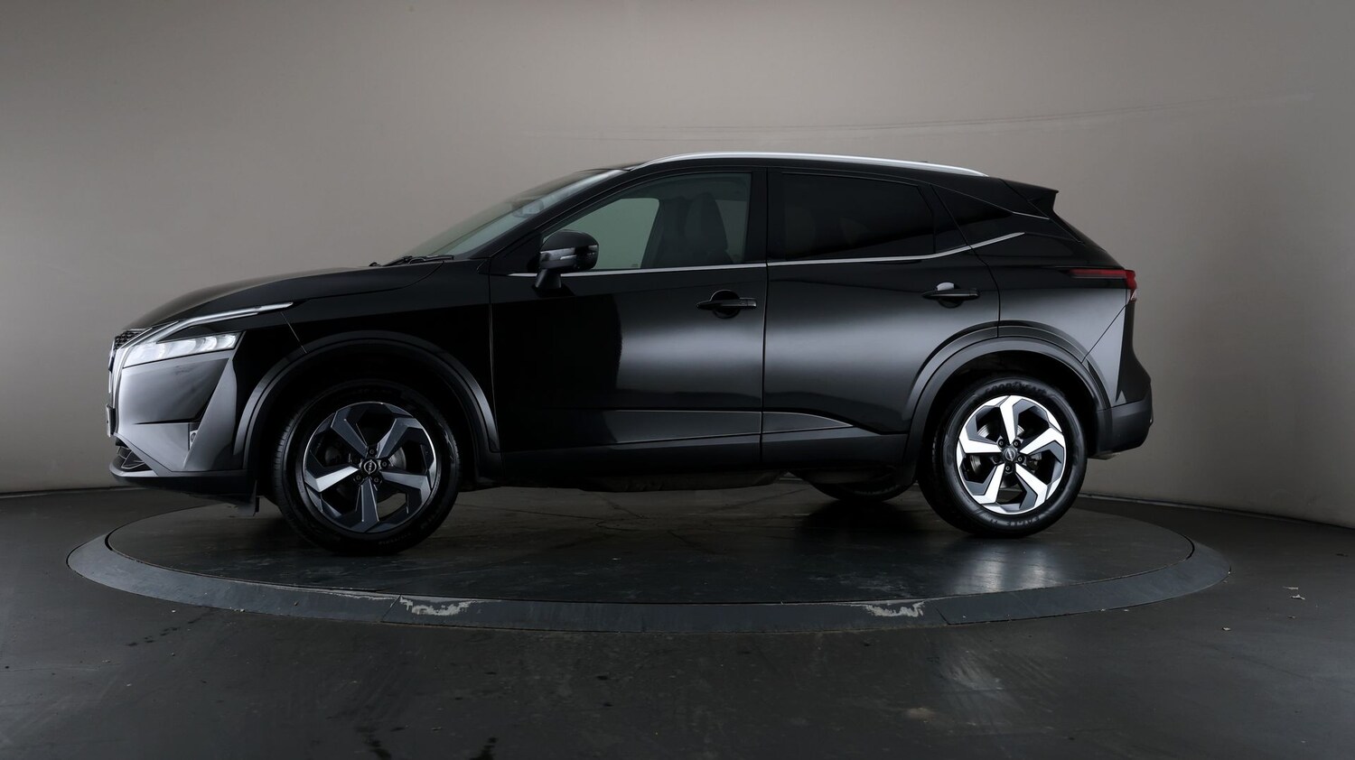 Used Nissan Qashqai for sale - 76809576: Photo 30