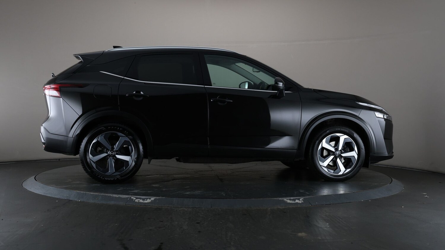 Used Nissan Qashqai for sale - 76809576: Photo 52