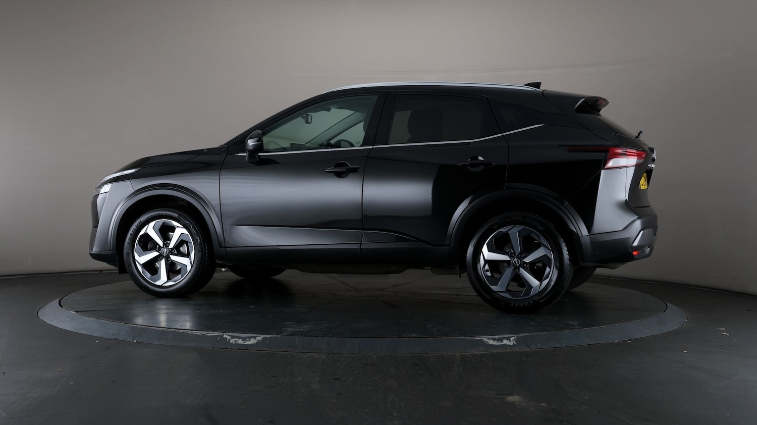 Used Nissan Qashqai for sale - 76809576: Photo 68