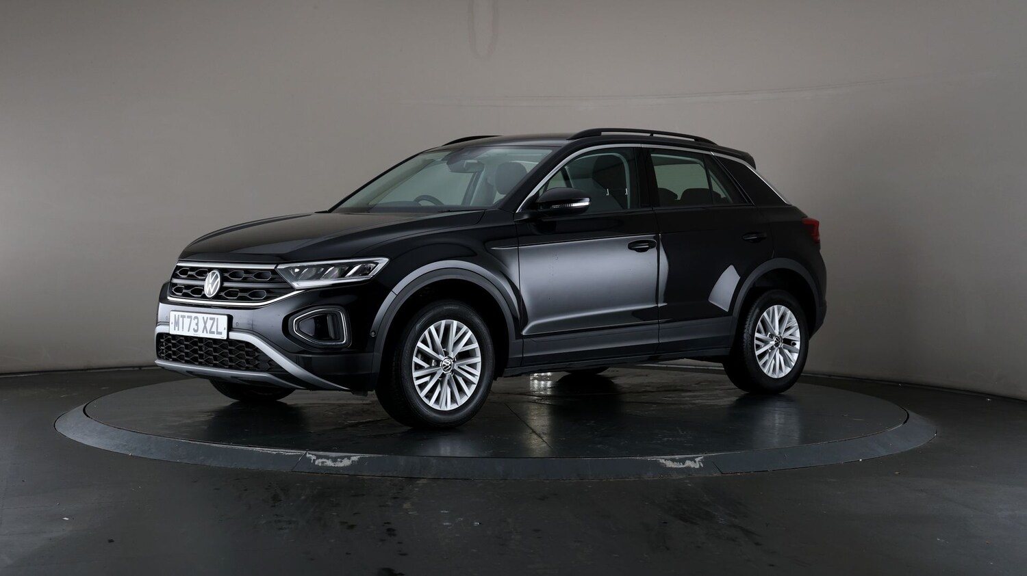 Used Volkswagen T-Roc for sale - 76811290: Photo 27