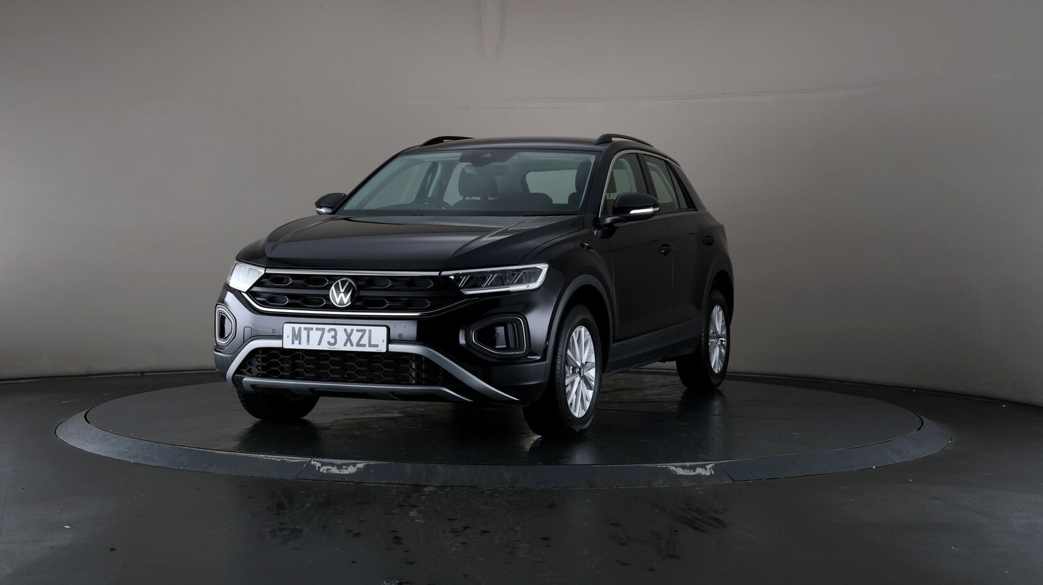 Used Volkswagen T-Roc for sale - 76811290: Photo 33