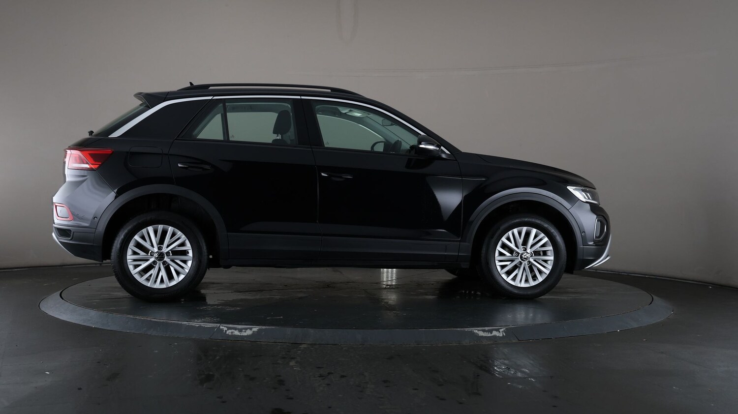 Used Volkswagen T-Roc for sale - 76811290: Photo 52