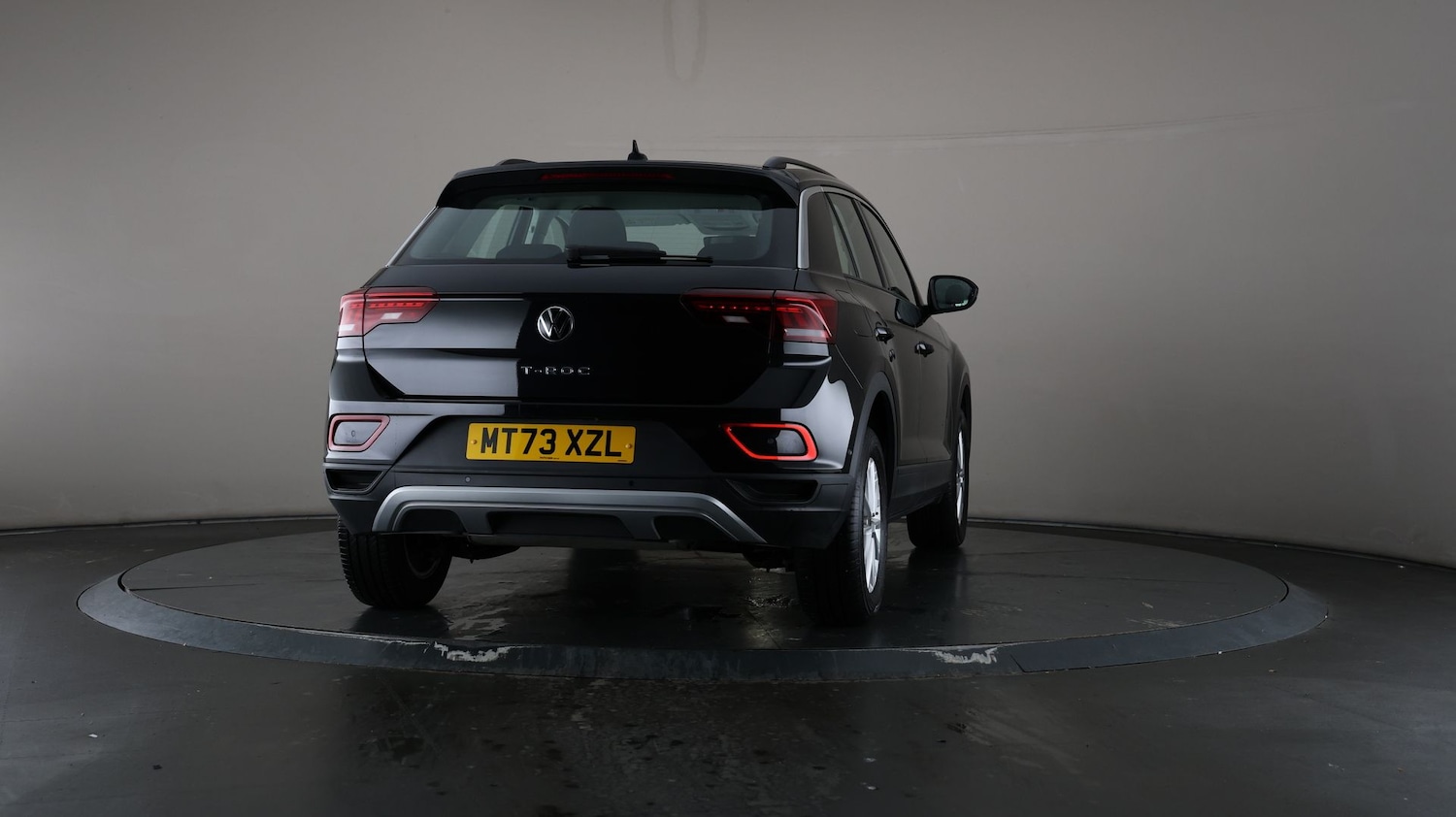 Used Volkswagen T-Roc for sale - 76811290: Photo 61