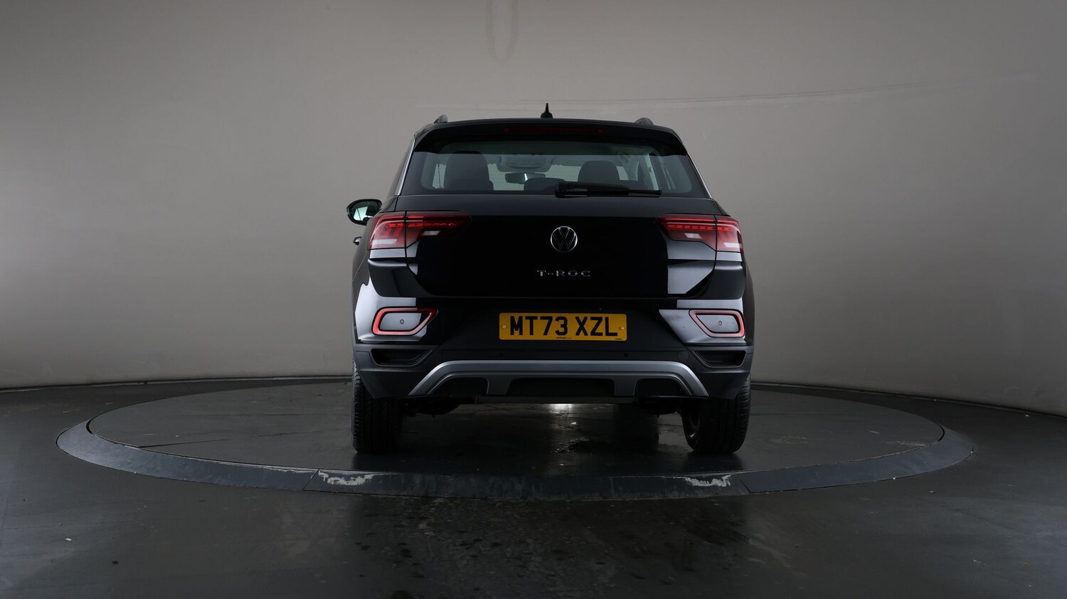 Used Volkswagen T-Roc for sale - 76811290: Photo 63