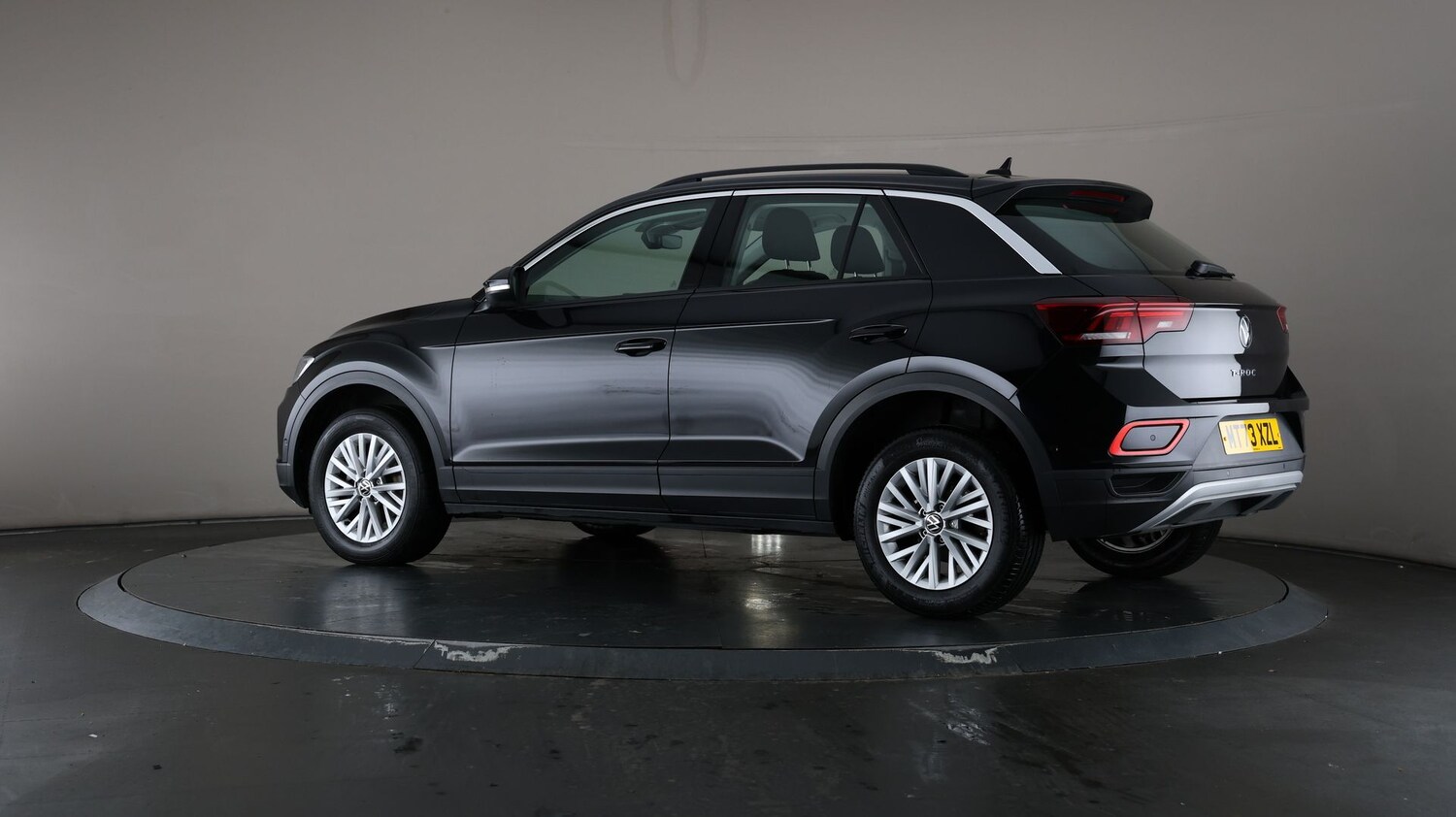 Used Volkswagen T-Roc for sale - 76811290: Photo 66