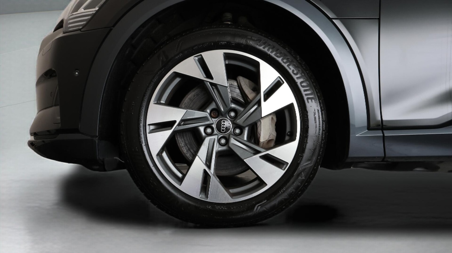 Used Audi e-tron 2021 for sale - 76138189: Photo 17