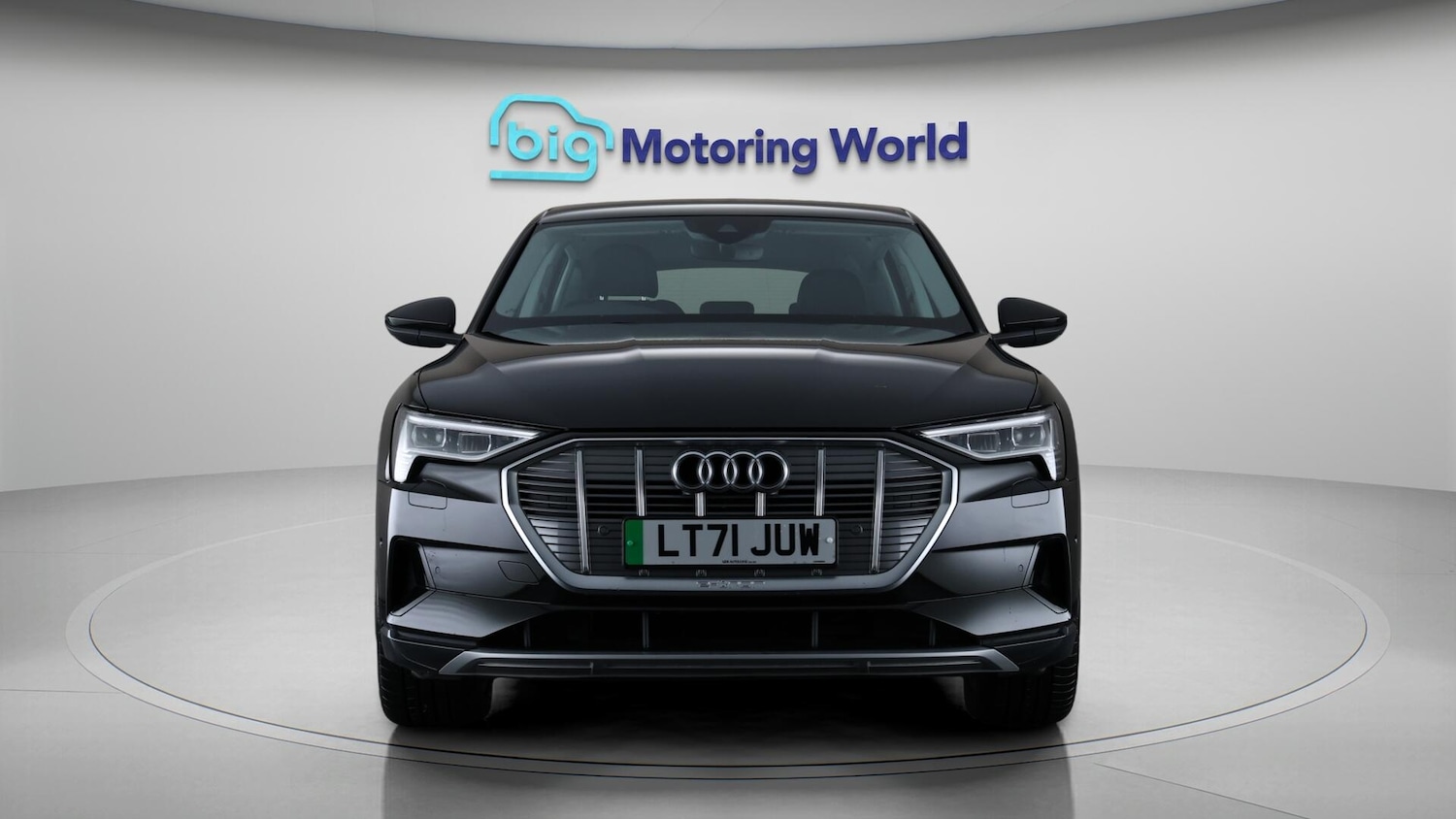 Used Audi e-tron 2021 for sale - 76138189: Photo 2