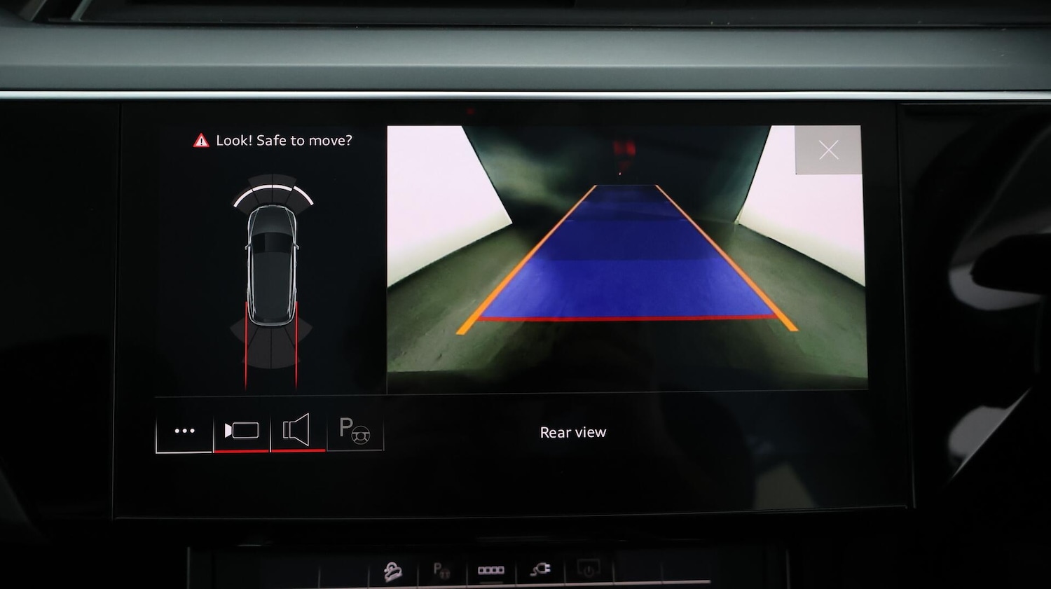 Used Audi e-tron 2021 for sale - 76138189: Photo 23