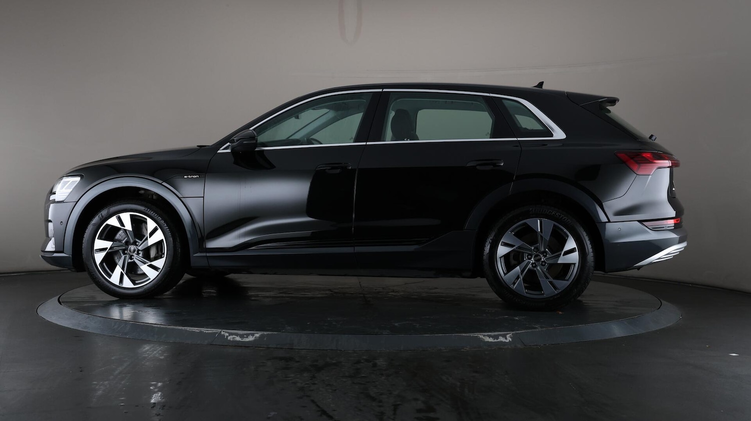 Used Audi e-tron 2021 for sale - 76138189: Photo 36