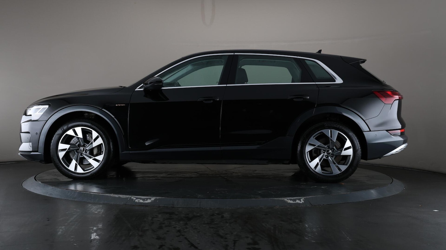 Used Audi e-tron 2021 for sale - 76138189: Photo 37