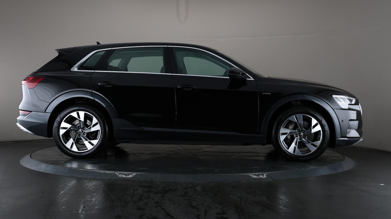 Used Audi e-tron 2021 for sale - 76138189: Photo 60