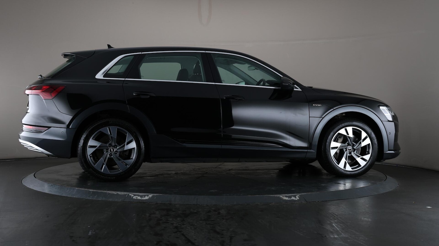 Used Audi e-tron 2021 for sale - 76138189: Photo 62
