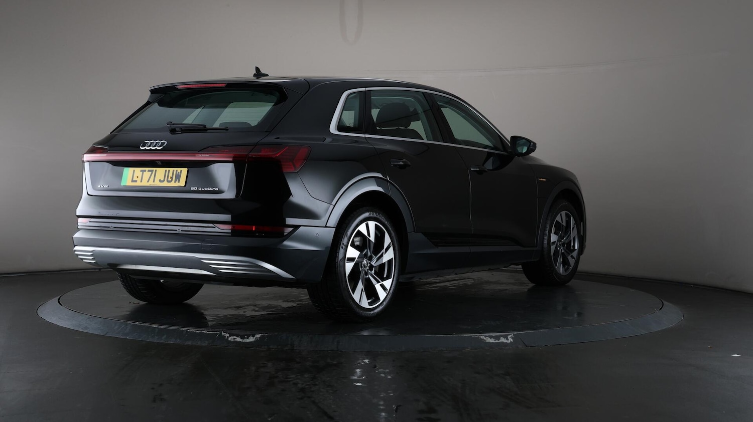 Used Audi e-tron 2021 for sale - 76138189: Photo 67