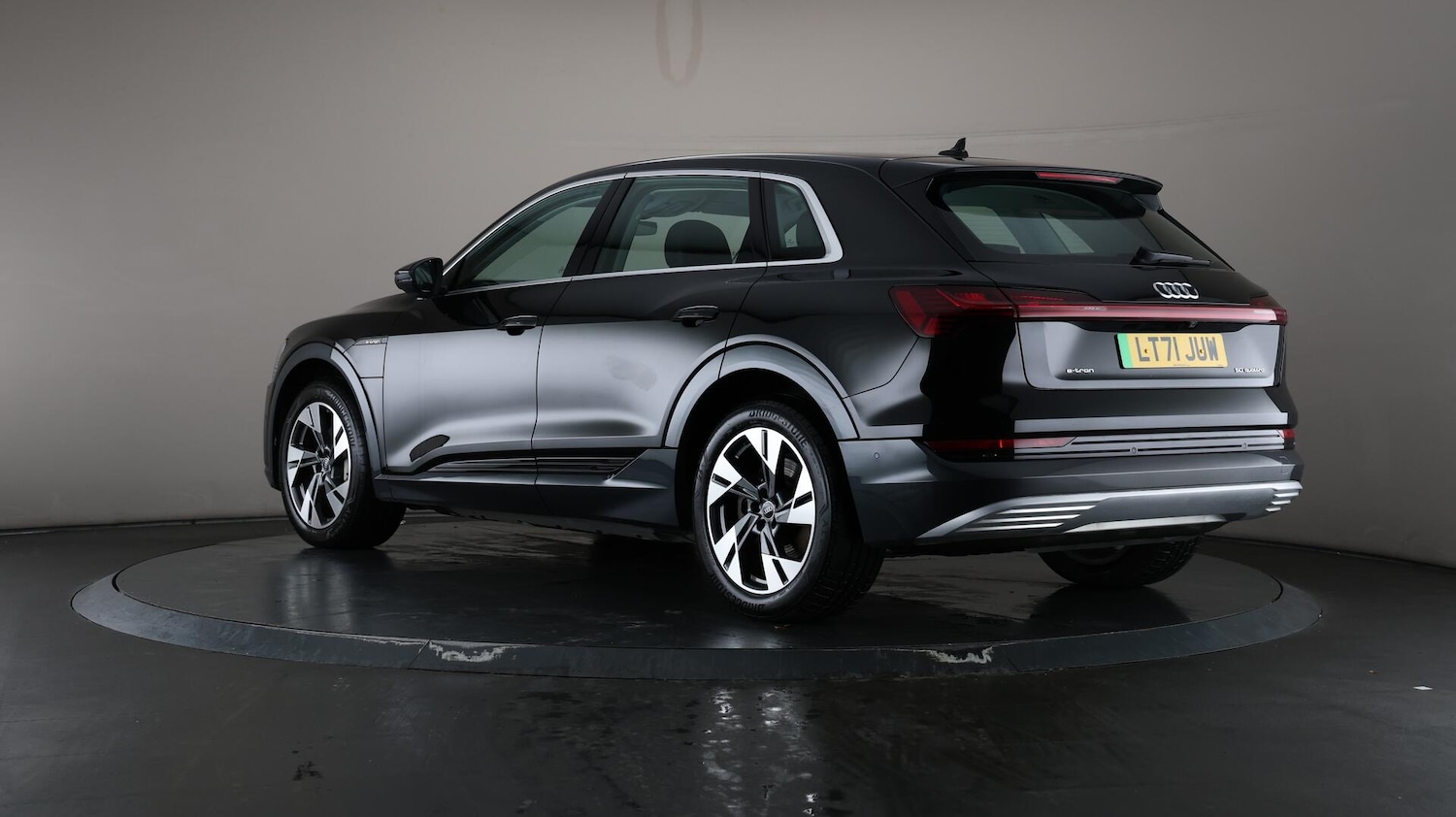 Used Audi e-tron 2021 for sale - 76138189: Photo 73
