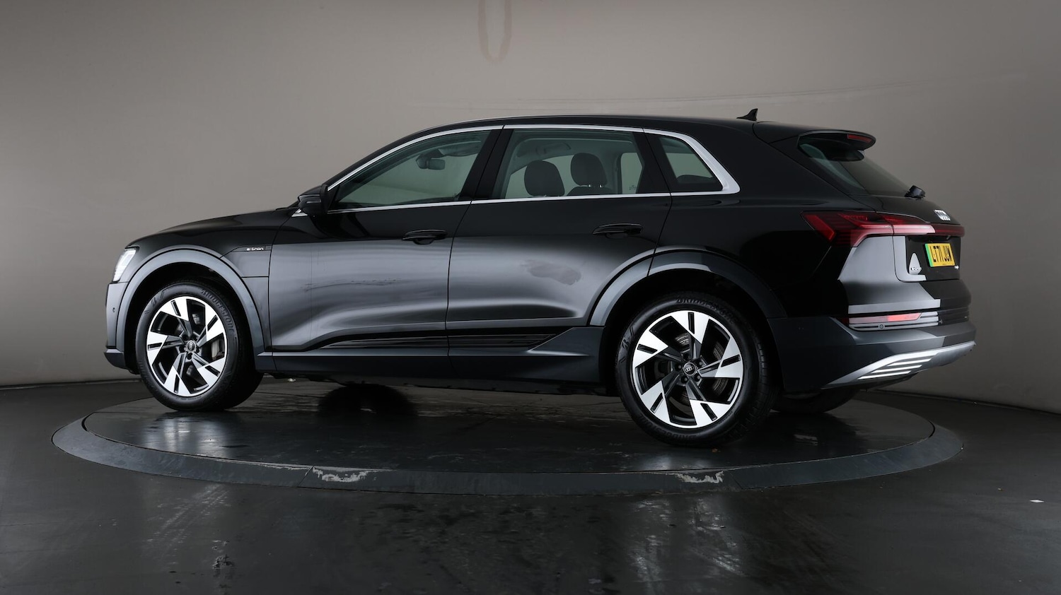 Used Audi e-tron 2021 for sale - 76138189: Photo 76