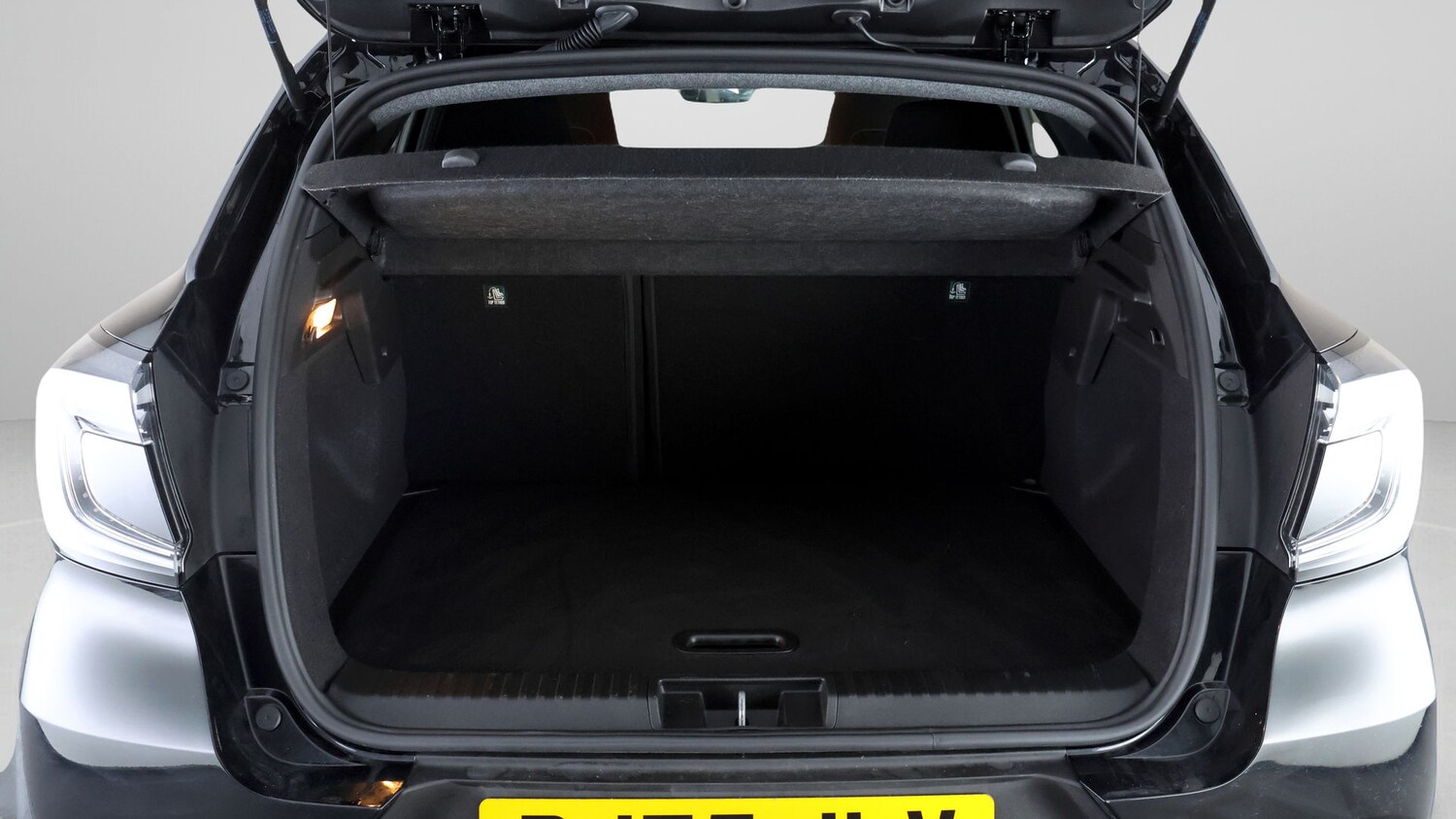 Used Renault Captur for sale - 78091267: Photo 16