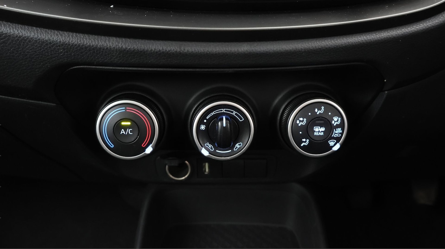 Used Toyota Aygo X 2022 for sale - 77953751: Photo 11