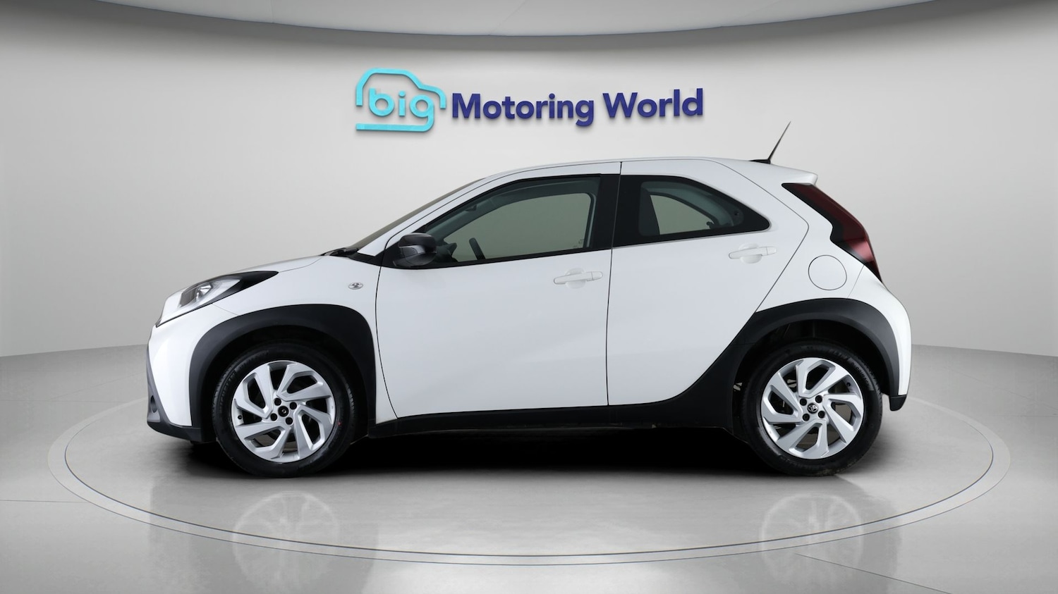 Used Toyota Aygo X 2022 for sale - 77953751: Photo 4