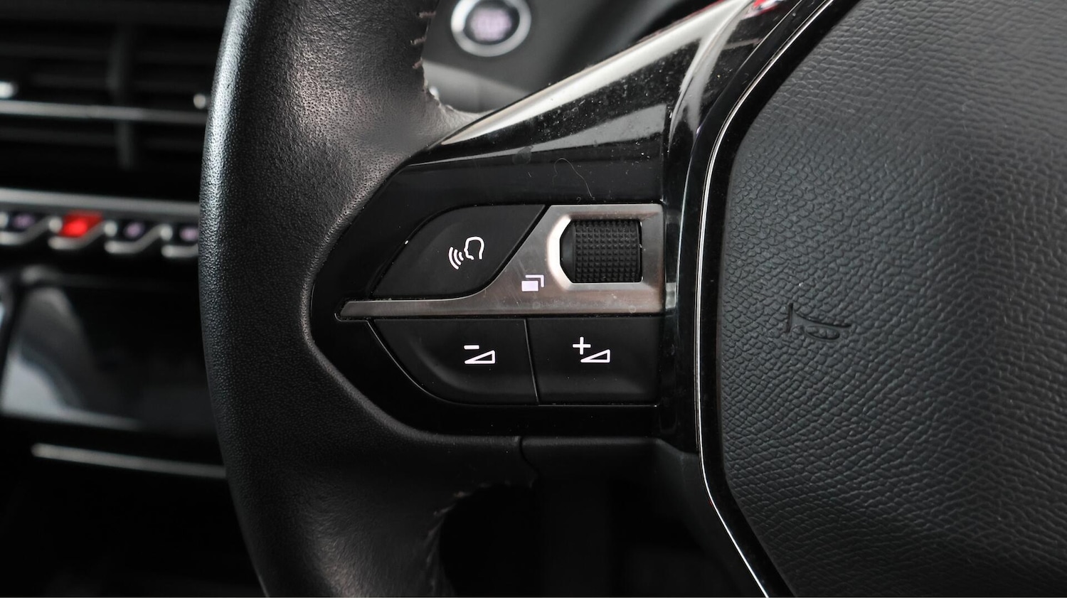 Used Peugeot 2008 2021 for sale - 76562174: Photo 22