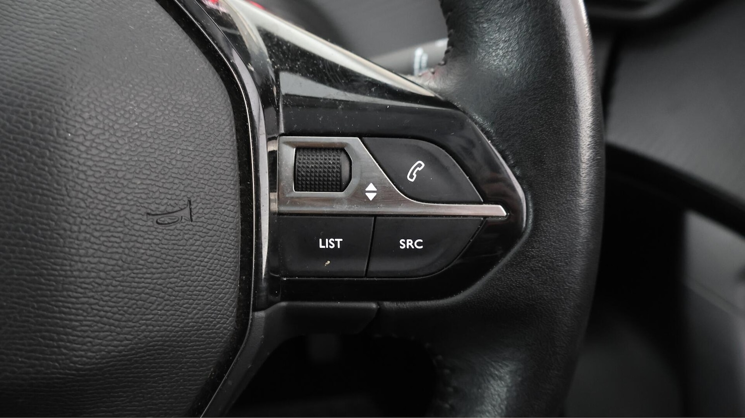 Used Peugeot 2008 2021 for sale - 76562174: Photo 23