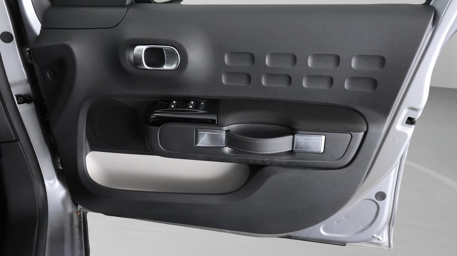 Used Citroen C3 2023 for sale - 76179833: Photo 16