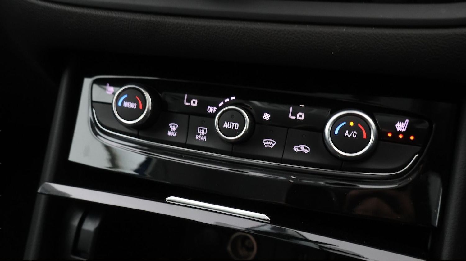 Used Vauxhall Grandland 2023 for sale - 78186245: Photo 12