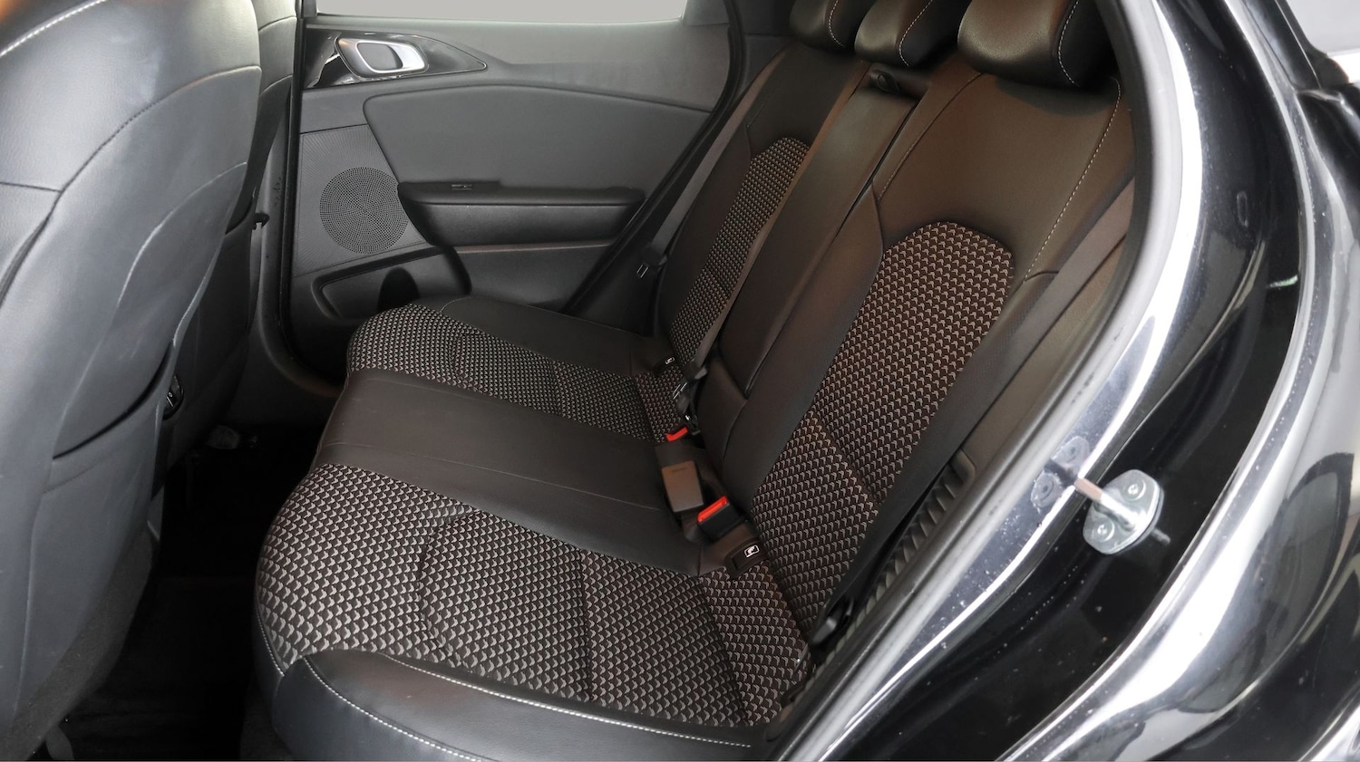 Used Kia XCeed 2023 for sale - 77537056: Photo 16