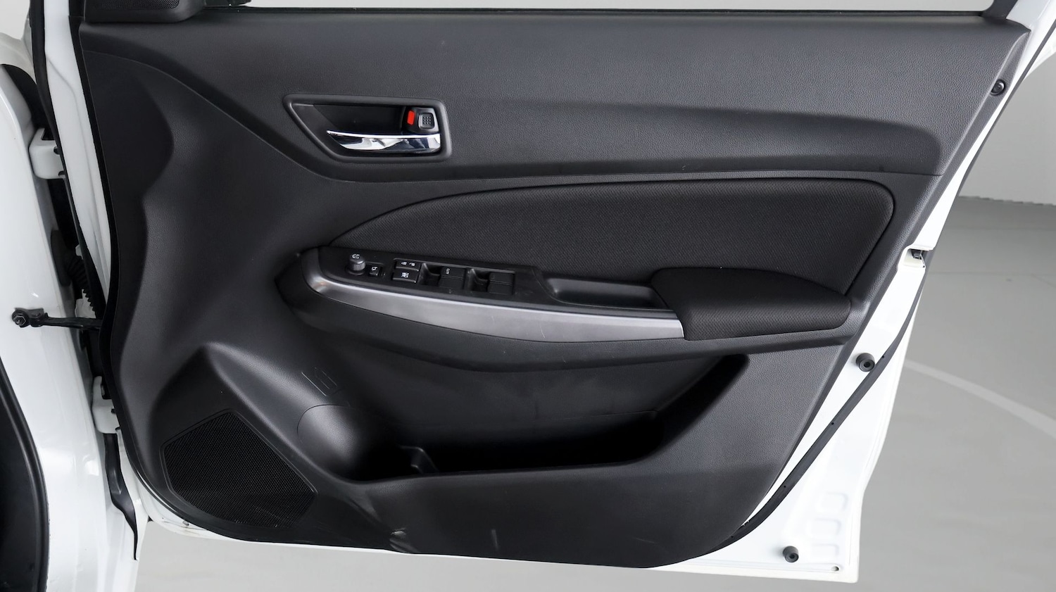 Used Suzuki Swift 2021 for sale - 77668316: Photo 15