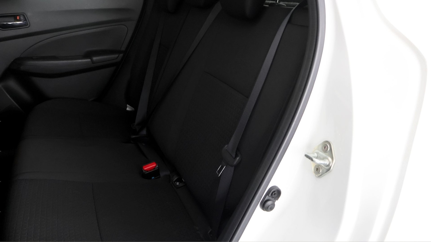 Used Suzuki Swift 2021 for sale - 77668316: Photo 16