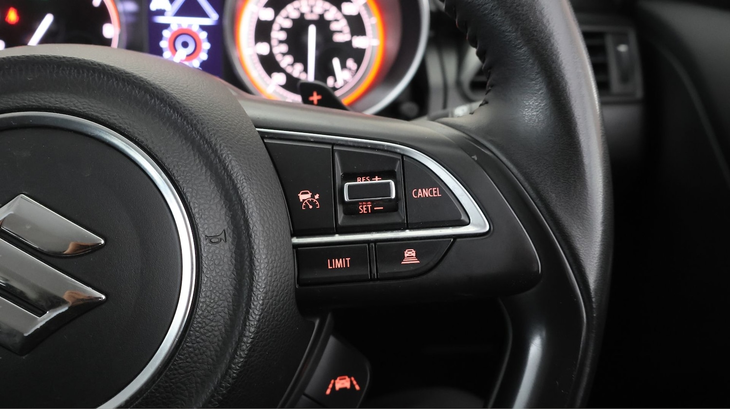 Used Suzuki Swift 2021 for sale - 77668316: Photo 25