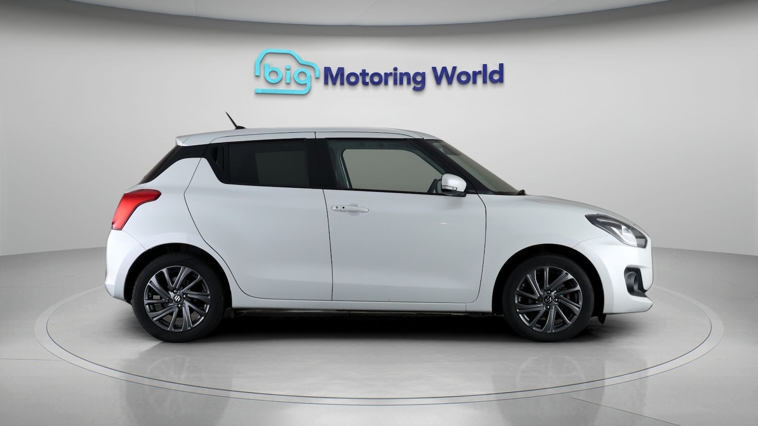 Used Suzuki Swift 2021 for sale - 77668316: Photo 8