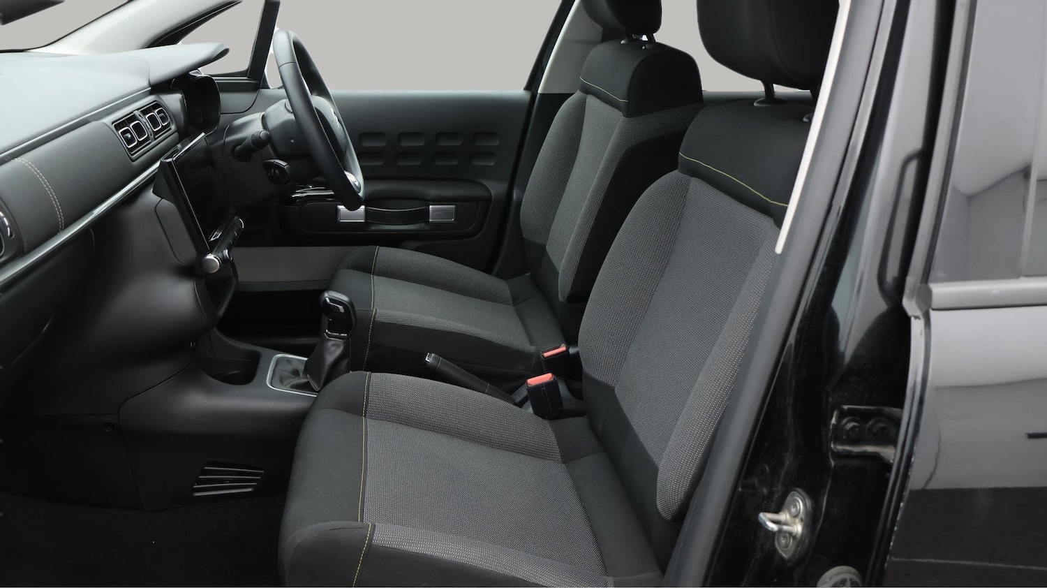 Used Citroen C3 2023 for sale - 76657427: Photo 14