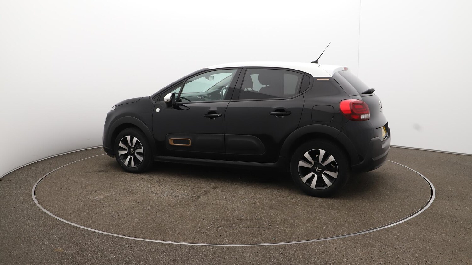 Used Citroen C3 2023 for sale - 76657427: Photo 47
