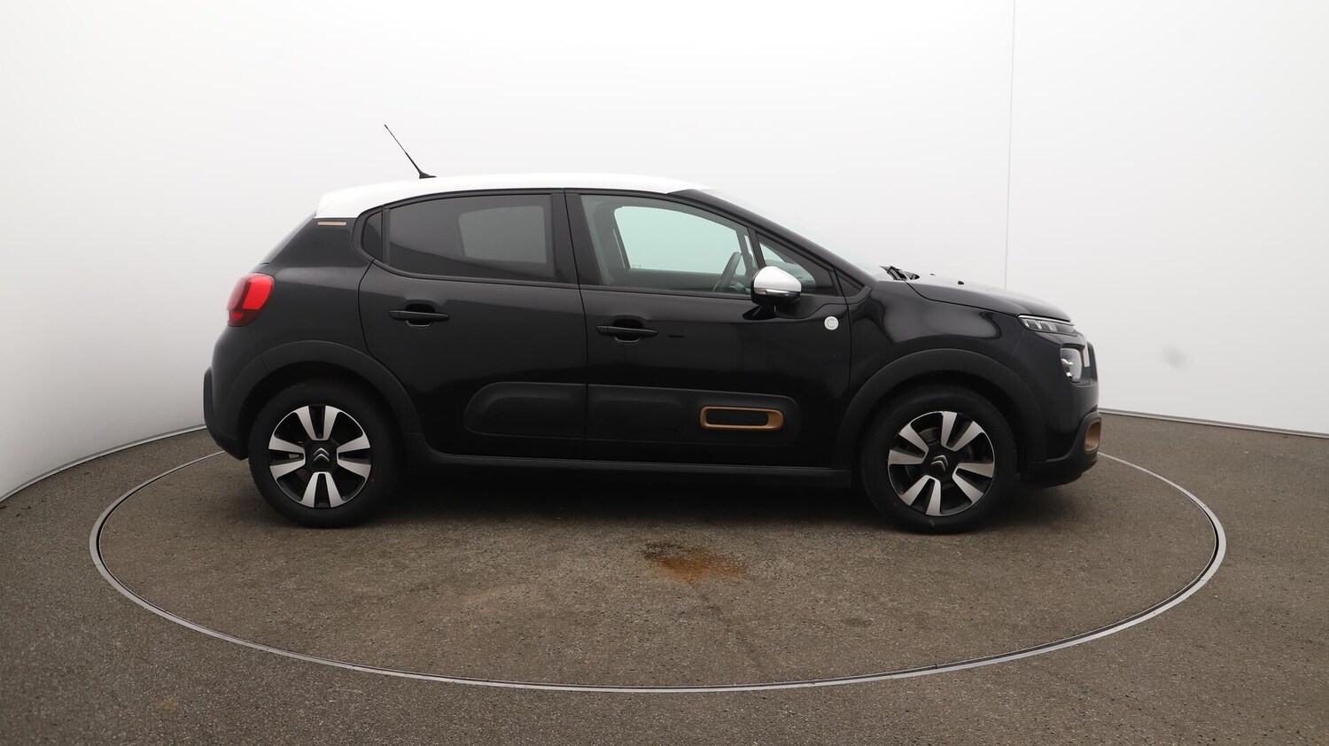 Used Citroen C3 2023 for sale - 76657427: Photo 49